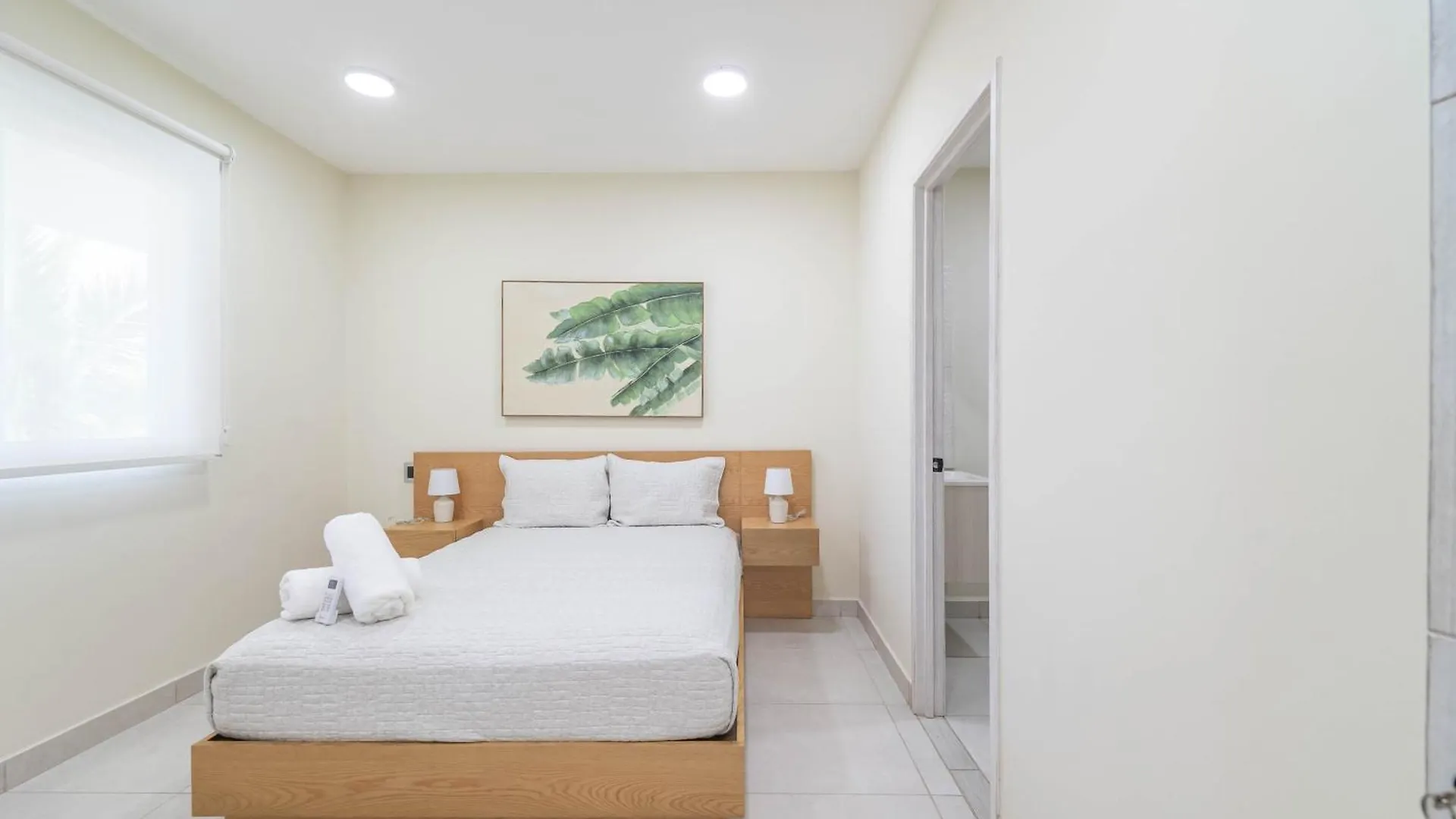 2 Bd Suite With Balcony, Rooftop Pool, Hot Tub, Gym #207 Playa del Carmen 0*,