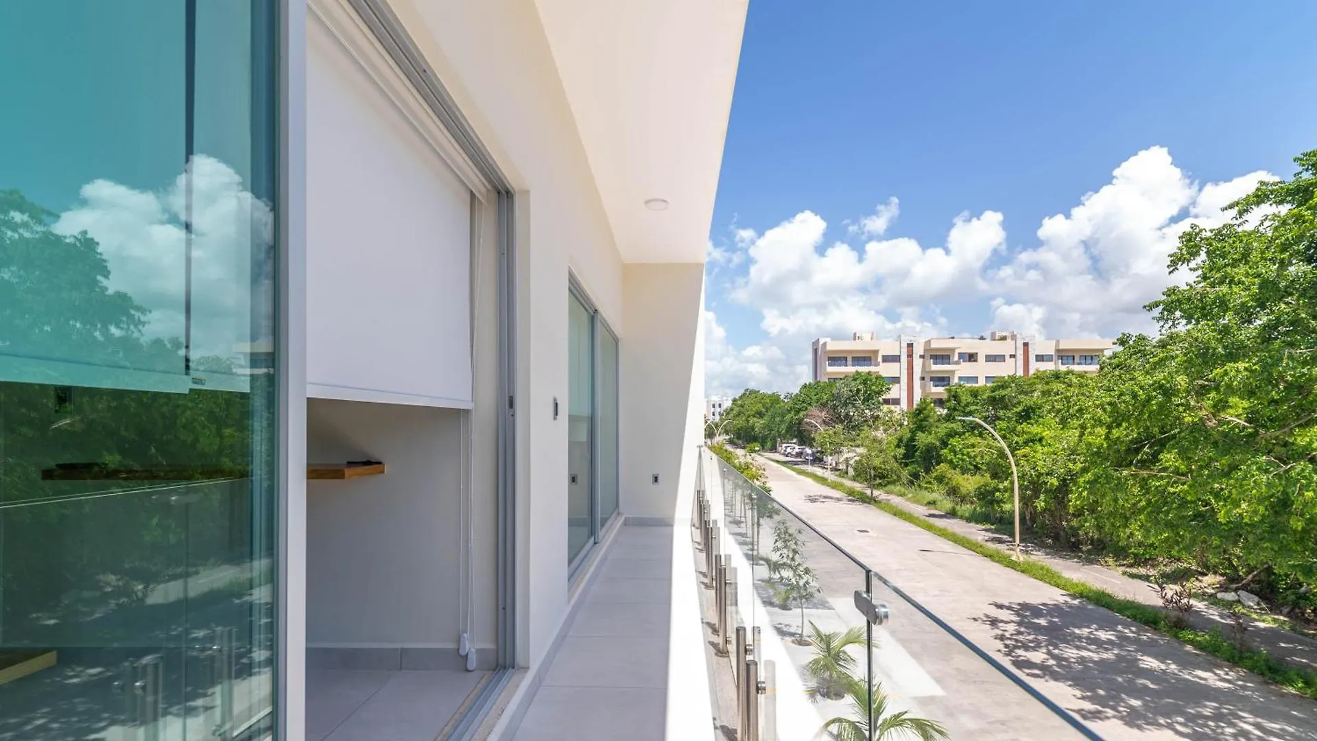 別荘 2 Bd Suite With Balcony, Rooftop Pool, Hot Tub, Gym #207 プレヤデルカーメン